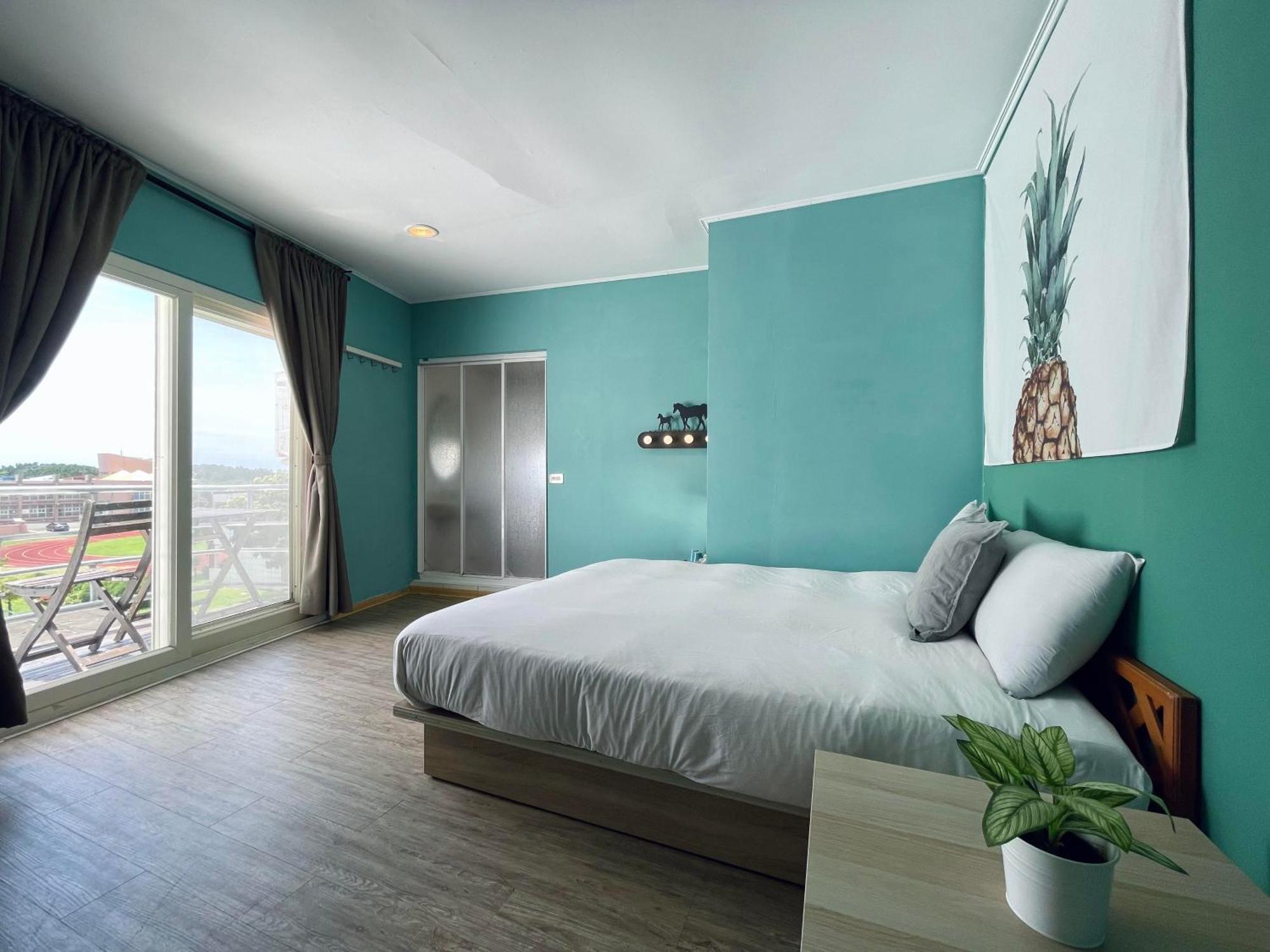海中天旅店 Sea Of The World B&B Kenting Eksteriør billede